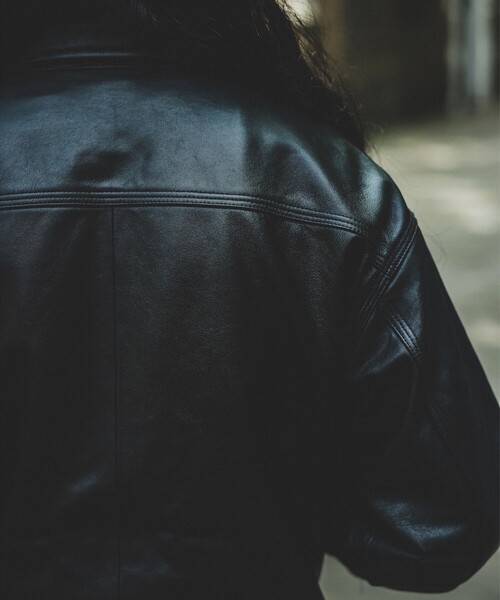 BEAMS（ビームス）の「【別注】Lee / 91-B Lamb Leather Jacket（ブルゾン・メンズ・ブラック・LARGE/MEDIUM/SMALL/X-LARGE）」の5枚目の写真
