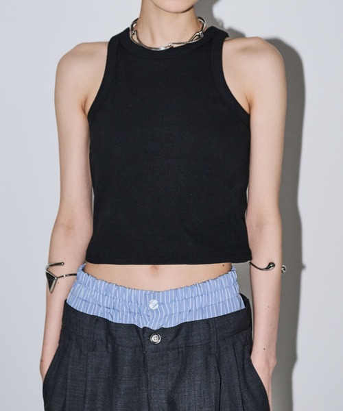 AIC.（エーアイシー）の「【再入荷】パッド付きカットリブショートアメスリタンクトップ（タンクトップ・レディース・オフホワイト/チャコールグレー/ブラック・FREE）」の2枚目の写真