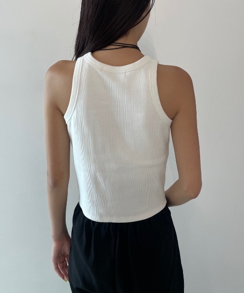 AIC.（エーアイシー）の「【再入荷】パッド付きカットリブショートアメスリタンクトップ（タンクトップ・レディース・オフホワイト/チャコールグレー/ブラック・FREE）」の9枚目の写真