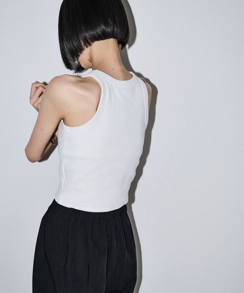AIC.（エーアイシー）の「【再入荷】パッド付きカットリブショートアメスリタンクトップ（タンクトップ・レディース・オフホワイト/チャコールグレー/ブラック・FREE）」の17枚目の写真