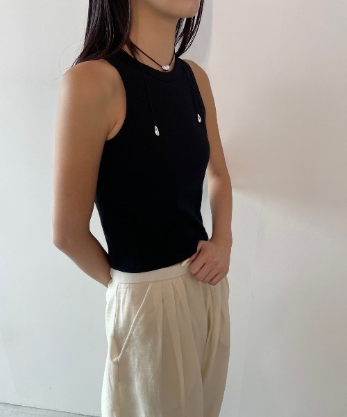 AIC.（エーアイシー）の「【再入荷】パッド付きカットリブショートアメスリタンクトップ（タンクトップ・レディース・オフホワイト/チャコールグレー/ブラック・FREE）」の18枚目の写真