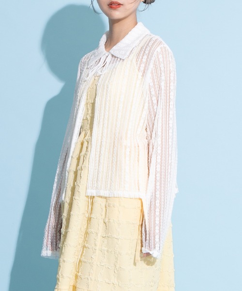 PUNYUS（プニュズ）の「フロントリボンレースシャツ（シャツ/ブラウス・レディース・ブラック/ホワイト・1/2/3/4）」の5枚目の写真