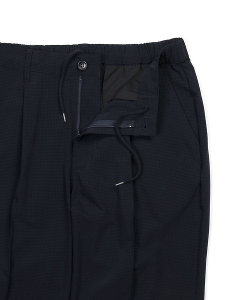 The DUFFER of ST.GEORGE(ザダファーオブセントジョージ)の「SETUP DOT MESH SLACKS:ドットメッシュ調 セットアップスラックス(スラックス・メンズ・ネイビー/チャコールグレー・SMALL/X-LARGE/LARGE/MEDIUM)」の12枚目の写真