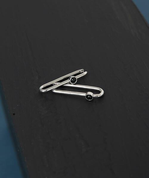 KBF(ケイビーエフ)の「オーバルピアス(ピアス(両耳用)・レディース・シルバー・ONE)」の1枚目の写真