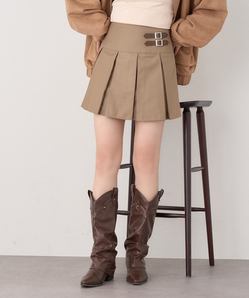 one after another NICE CLAUP(ワンアフターアナザーナイスクラップ)の「サイドベルトプリーツスカート(スカート・レディース・ブラウン系その他/ベージュ/グレー/ブラウン系その他2・SMALL/MEDIUM)」の20枚目の写真