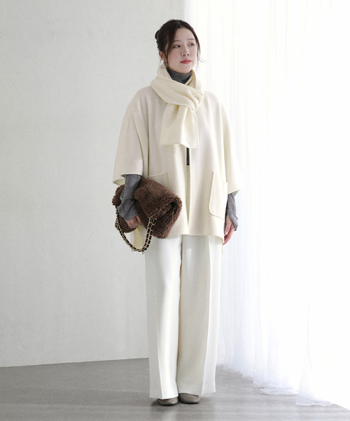 La TOTALITE（ラトータリテ）の「ストールSETポンチョリバーコート（その他アウター・レディース・ホワイト/ブラウン/キャメル・FREE）」の11枚目の写真