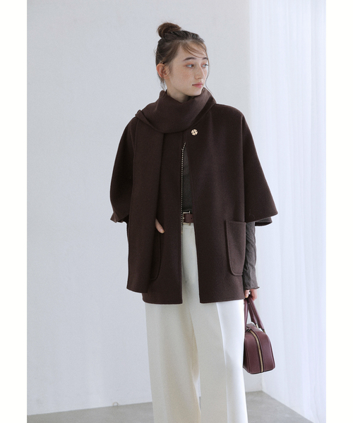 La TOTALITE（ラトータリテ）の「ストールSETポンチョリバーコート（その他アウター・レディース・ホワイト/ブラウン/キャメル・FREE）」の15枚目の写真