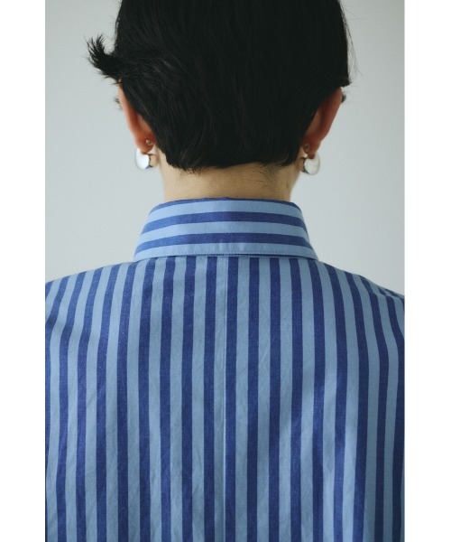 HeRIN.CYE(ヘリンドットサイ)の「Flare hem shirt フレアヘムシャツ(シャツ/ブラウス・レディース・ブラウン系その他/ブルー系その他/ホワイト系その他・FREE)」の16枚目の写真