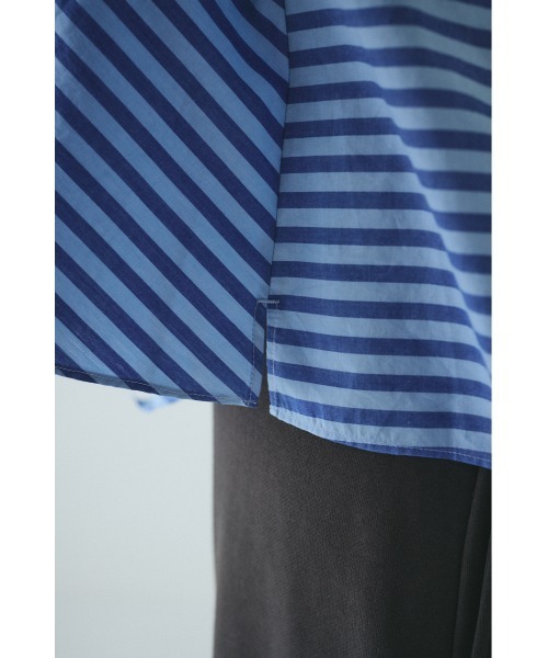 HeRIN.CYE(ヘリンドットサイ)の「Flare hem shirt フレアヘムシャツ(シャツ/ブラウス・レディース・ブラウン系その他/ブルー系その他/ホワイト系その他・FREE)」の13枚目の写真