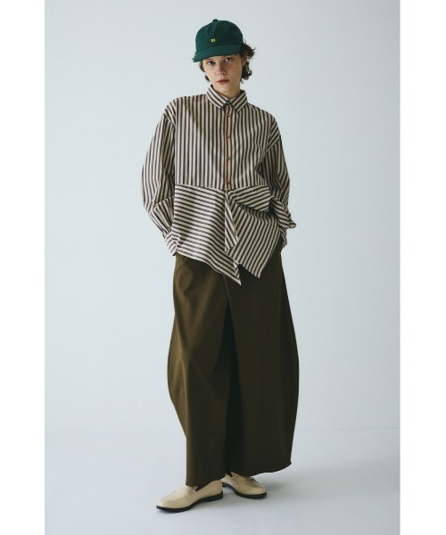 HeRIN.CYE(ヘリンドットサイ)の「Flare hem shirt フレアヘムシャツ(シャツ/ブラウス・レディース・ブラウン系その他/ブルー系その他/ホワイト系その他・FREE)」の12枚目の写真