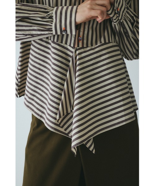 HeRIN.CYE(ヘリンドットサイ)の「Flare hem shirt フレアヘムシャツ(シャツ/ブラウス・レディース・ブラウン系その他/ブルー系その他/ホワイト系その他・FREE)」の18枚目の写真