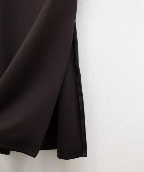 CLETTE（クレット）の「CLETTEオリジナルストレッチナロースカート（スカート・レディース・ブラック/チャコールグレー/ブラウン・3L/LL/4L）」の22枚目の写真