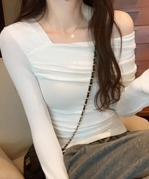 Miniministore（ミニミニストア）の「ワンオフショルダーTシャツ肩出しトップス（Tシャツ/カットソー・レディース・ブラック/ブラウン/ホワイト・FREE）」の7枚目の写真