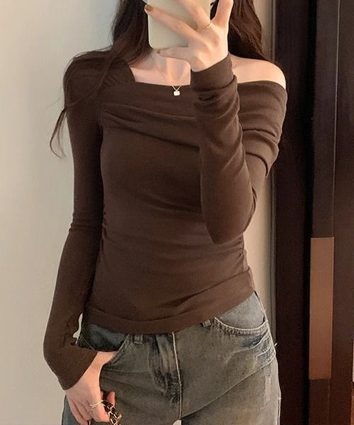 Miniministore（ミニミニストア）の「ワンオフショルダーTシャツ肩出しトップス（Tシャツ/カットソー・レディース・ブラック/ブラウン/ホワイト・FREE）」の17枚目の写真