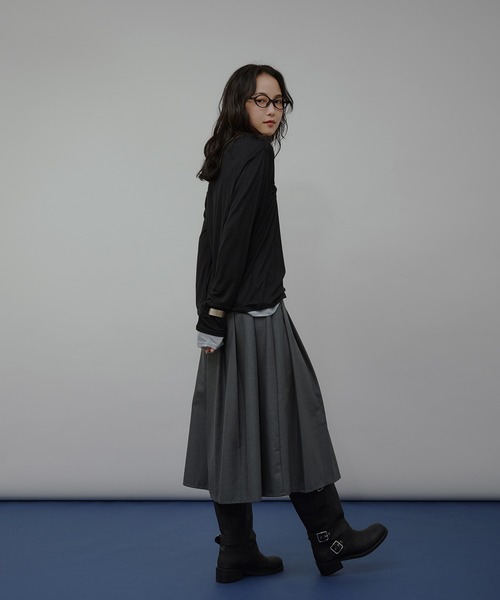 MUHET(ミュエータ)の「sheer layered twist top / シアーレイヤードツイストトップス(Tシャツ/カットソー・レディース・ブラウン/ブラック/チャコールグレー・FREE)」の10枚目の写真