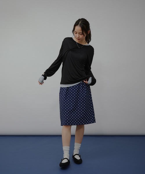 MUHET(ミュエータ)の「sheer layered twist top / シアーレイヤードツイストトップス(Tシャツ/カットソー・レディース・ブラウン/ブラック/チャコールグレー・FREE)」の11枚目の写真