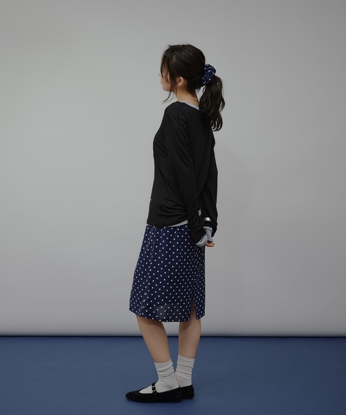 MUHET(ミュエータ)の「sheer layered twist top / シアーレイヤードツイストトップス(Tシャツ/カットソー・レディース・ブラウン/ブラック/チャコールグレー・FREE)」の12枚目の写真