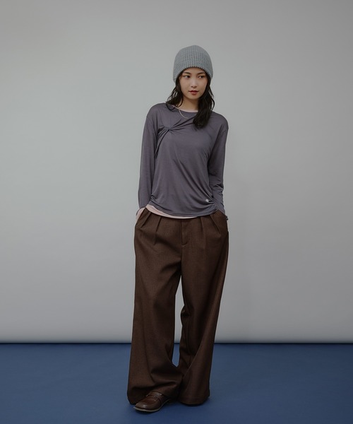 MUHET(ミュエータ)の「sheer layered twist top / シアーレイヤードツイストトップス(Tシャツ/カットソー・レディース・ブラウン/ブラック/チャコールグレー・FREE)」の21枚目の写真