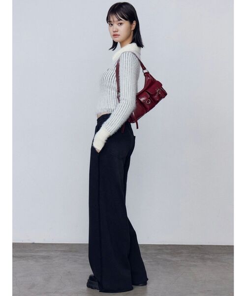 EMODA(エモダ)の「アウトポケットショルダーバッグ(ハンドバッグ・レディース・ブラック/レッド/グレー・FREE)」の12枚目の写真