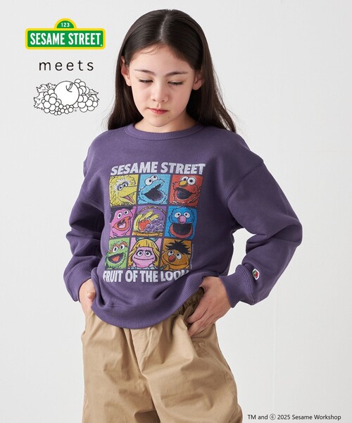 SHIPS any（シップス エニィ）の「SESAME STREET meets FRUIT OF THE LOOM: ブロック プリント スウェット<KIDS>（Tシャツ/カットソー・キッズ・パープル/ライトグレー・130/150/140/110）」の2枚目の写真