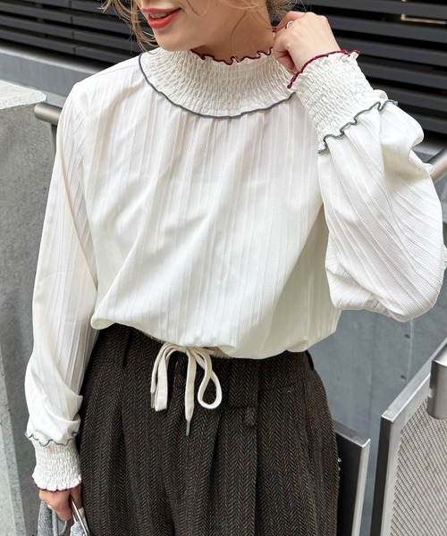 DOUBLE NAME（ダブルネーム）の「前後2WAYシャーリングブラウス（シャツ/ブラウス・レディース・ブラウン/オフホワイト/グリーン・FREE）」の12枚目の写真