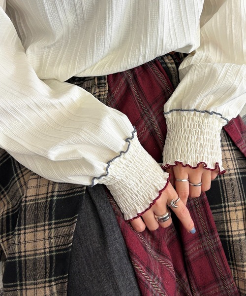 DOUBLE NAME（ダブルネーム）の「前後2WAYシャーリングブラウス（シャツ/ブラウス・レディース・ブラウン/オフホワイト/グリーン・FREE）」の6枚目の写真