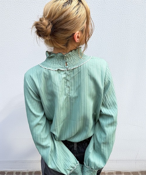 DOUBLE NAME（ダブルネーム）の「前後2WAYシャーリングブラウス（シャツ/ブラウス・レディース・ブラウン/オフホワイト/グリーン・FREE）」の18枚目の写真