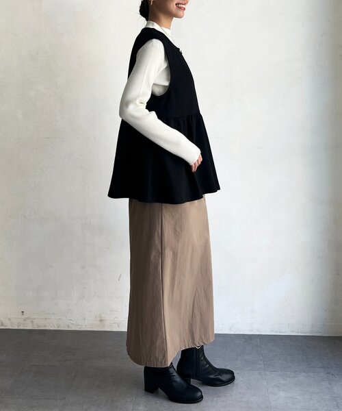 Chez toi(シェトワ)の「ペプラムベスト×ニットプルオーバー(Tシャツ/カットソー・レディース・ベージュ/ネイビー/ブラック/グレー・FREE)」の14枚目の写真