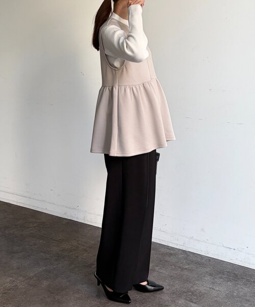 Chez toi(シェトワ)の「ペプラムベスト×ニットプルオーバー(Tシャツ/カットソー・レディース・ベージュ/ネイビー/ブラック/グレー・FREE)」の22枚目の写真