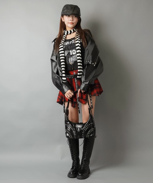 SPINNS(スピンズ)の「ショート丈合皮ジャケット(その他アウター・レディース・ブラウン/ブラック・ONESIZE)」の22枚目の写真