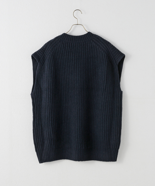 Spick & Span（スピックアンドスパン）の「オーバーサイズVネックニットベスト（ベスト・レディース・ネイビー/ライトグレー・FREE）」の12枚目の写真