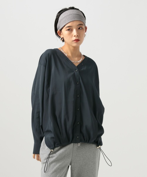 BAYFLOW(ベイフロー)の「ドロストヘムロングスリーブブラウス(シャツ/ブラウス・レディース・ブラウン/ネイビー/アイボリー・FREE)」の3枚目の写真