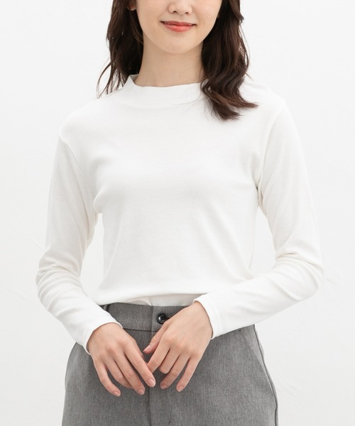 Honeys(ハニーズ)の「【ハニぽか・吸湿発熱】あったか綿ハイネックT(Tシャツ/カットソー・レディース・ブラック/アイボリー/グリーン/ラベンダー/イエロー・LL/L/S/M)」の8枚目の写真