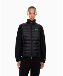 EMPORIO ARMANI EA7（エンポリオアルマーニイーエーセブン）の「<オンライン限定>【エンポリオ アルマーニ EA7】Core Lady パッカブルジレ ナイロン パディング入り（ベスト）」