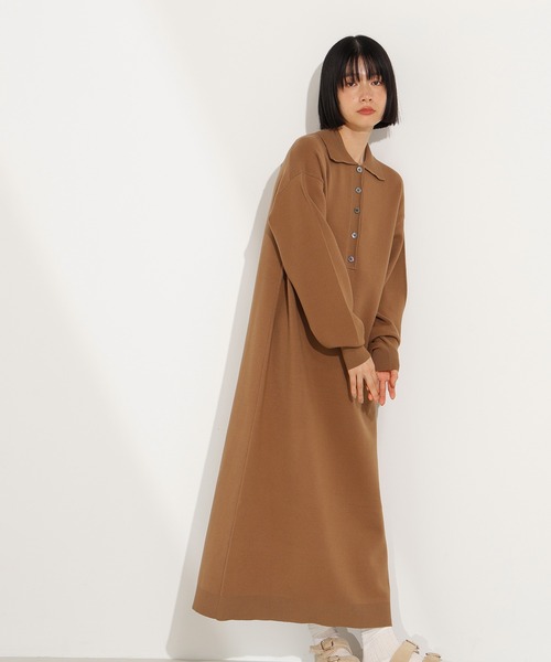 N.（N. Natural Beauty Basic）（エヌエヌナチュラルビューティーベーシック）の「スキッパーネックニットワンピース（ワンピース・レディース・チャコールグレー/オフホワイト/キャメル・MEDIUM）」の3枚目の写真