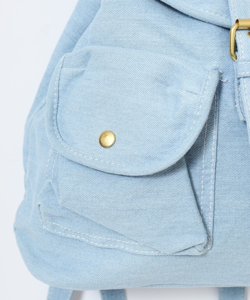 crossi(クロッシー)の「Crossi フラップ付ポケットデザイン デニムリュック(バックパック/リュック・レディース・ネイビー/ブルー・FREE)」の8枚目の写真