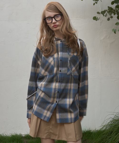 Birthday room（バースデイルーム）の「フードビッグチェックシャツ/hooded big check shirt（シャツ/ブラウス・レディース・ブルー/ブラック・FREE）」の2枚目の写真