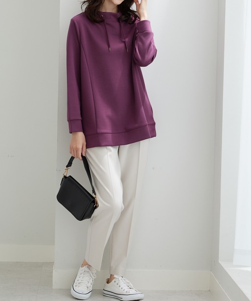 BELLUNA PLUS(ベルーナ)の「ワイドネックサイド切替プルオーバー(Tシャツ/カットソー・レディース・ネイビー/オレンジ/アイボリー/ワイン/サックスブルー/ライム・MEDIUM/X-LARGE/LARGE)」の21枚目の写真