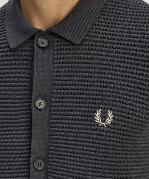 FRED PERRY(フレッドペリー)の「Pointelle Button Through Cardigan/ポインテールボタンスルーカーディガン(ニット/セーター・メンズ・グレー・L/M)」の2枚目の写真