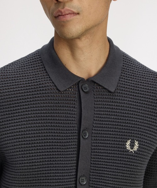FRED PERRY(フレッドペリー)の「Pointelle Button Through Cardigan/ポインテールボタンスルーカーディガン(ニット/セーター・メンズ・グレー・L/M)」の8枚目の写真