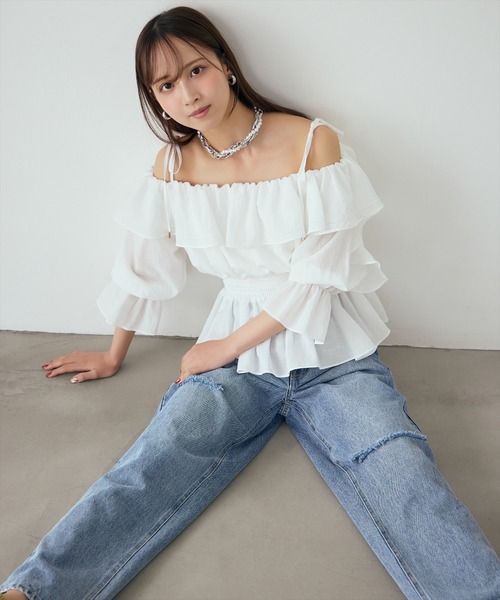 AND COUTURE(アンドクチュール)の「パール×ビジューダメージデニム(デニムパンツ・レディース・ブルー・SMALL/MEDIUM)」の11枚目の写真