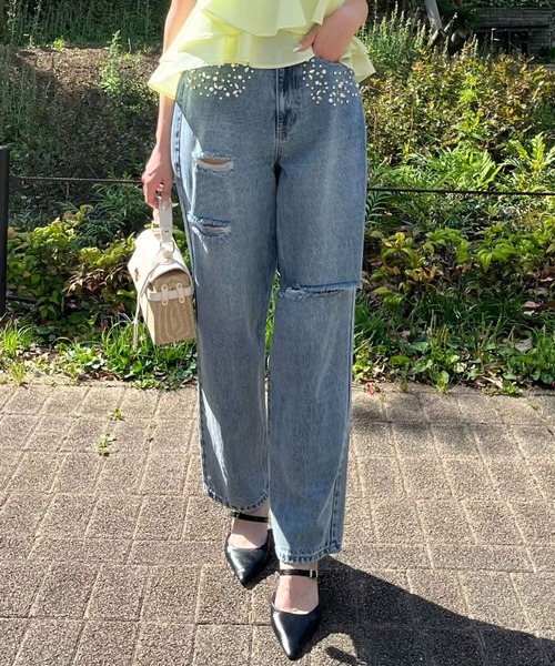 AND COUTURE(アンドクチュール)の「パール×ビジューダメージデニム(デニムパンツ・レディース・ブルー・SMALL/MEDIUM)」の15枚目の写真