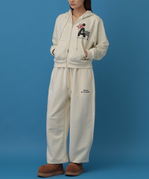 WaiKei（ワイケイ）の「【UNISEX】Wai Kei×ALAND／ＡワッペンZIPフーディ―(ウラケ)（パーカー・レディース・ブラウン/アイボリー/ブラック・SMALL/LARGE/MEDIUM）」の14枚目の写真