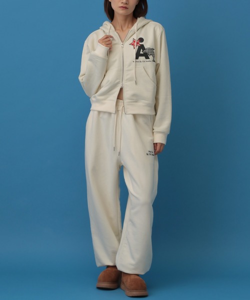 WaiKei（ワイケイ）の「【UNISEX】Wai Kei×ALAND／ＡワッペンZIPフーディ―(ウラケ)（パーカー・レディース・ブラウン/アイボリー/ブラック・SMALL/LARGE/MEDIUM）」の15枚目の写真