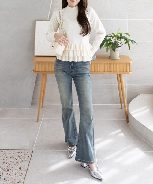 CLEAR BASIC（クリアベーシック）の「裾フリルニットトップス[オフィスカジュアル 着回し抜群 大人 フェミニン]≪AW新作≫（ニット/セーター・レディース・グレー/アイボリー/ブラック・F）」の6枚目の写真