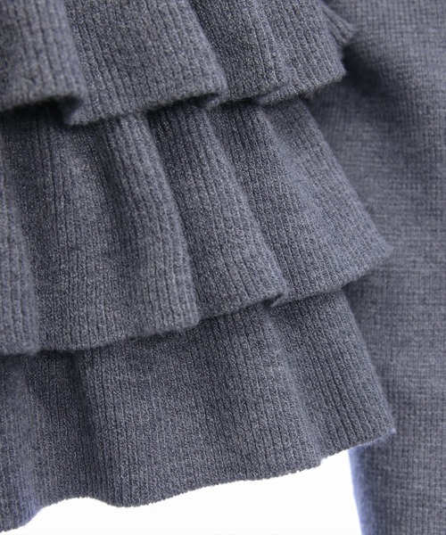 CLEAR BASIC（クリアベーシック）の「裾フリルニットトップス[オフィスカジュアル 着回し抜群 大人 フェミニン]≪AW新作≫（ニット/セーター・レディース・グレー/アイボリー/ブラック・F）」の16枚目の写真