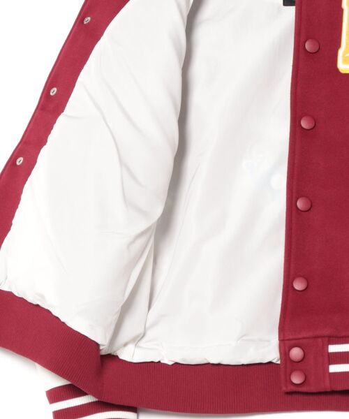 Disney 】 ミッキーマウスバーシティジャケット 25W10（スタジャン