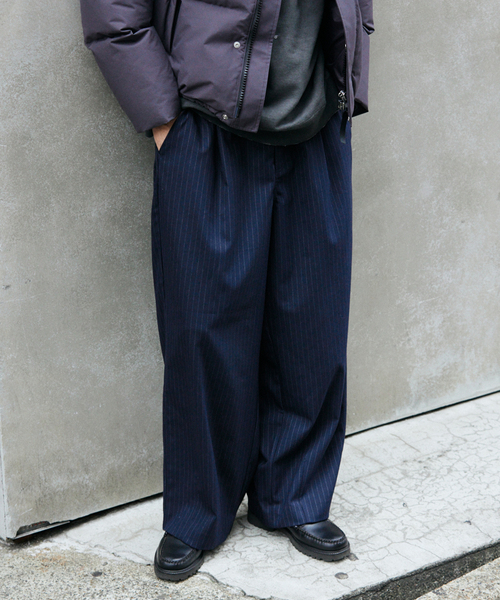JOURNAL STANDARD（ジャーナルスタンダード）の「TR モダン ツイル ワイド スラックス / ストライプ / 無地（スラックス・メンズ・グレー/ネイビー/ブラック・SMALL/MEDIUM/LARGE）」の8枚目の写真