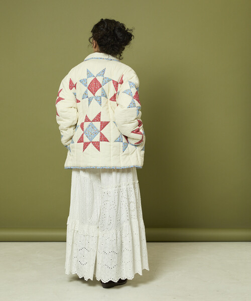 Freada（フリーダ）の「Freada/フリーダ インド 星柄 キルティング 中綿ジャケット（その他アウター・レディース・ホワイト/ブラック・ONE SIZE）」の15枚目の写真