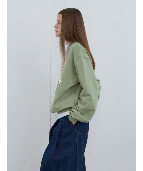Kijun(キジュン)の「Sun Moon Pullover UNISEX Green(スウェット・レディース・その他・MEDIUM/LARGE/SMALL)」の4枚目の写真